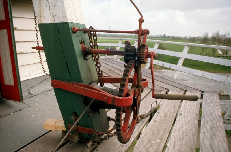 Koren- en pelmolen De Meeuw