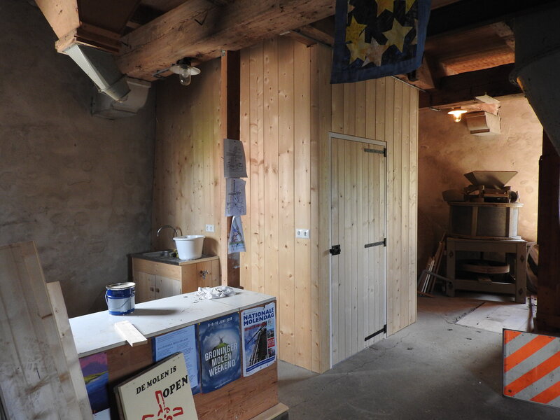 Koren- en pelmolen De Ster